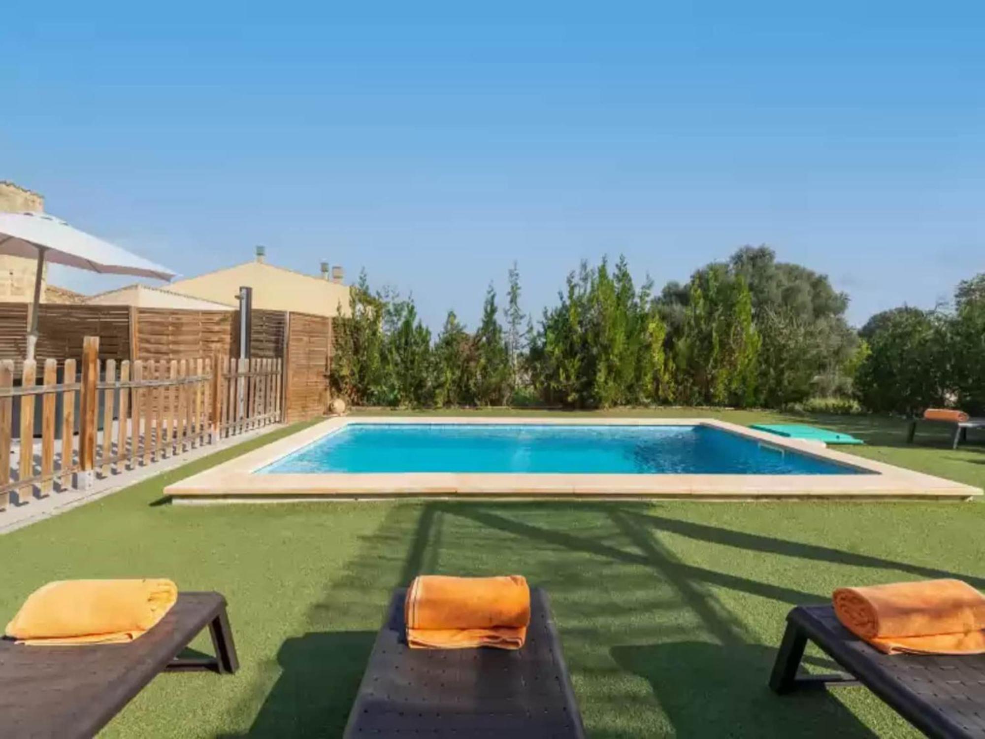 Villa Enchanted With Private Pool Llubí